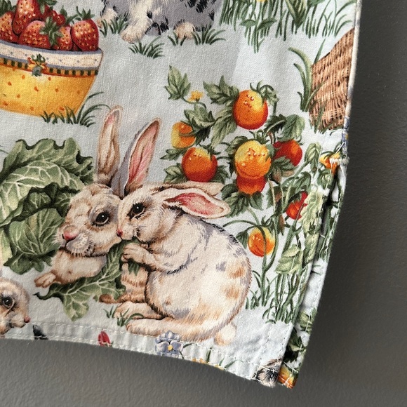 Simply Comfort Womens Easter Scrub Shirt Medium Bunnies Floral Artsy cottagecore - Picture 4 of 9